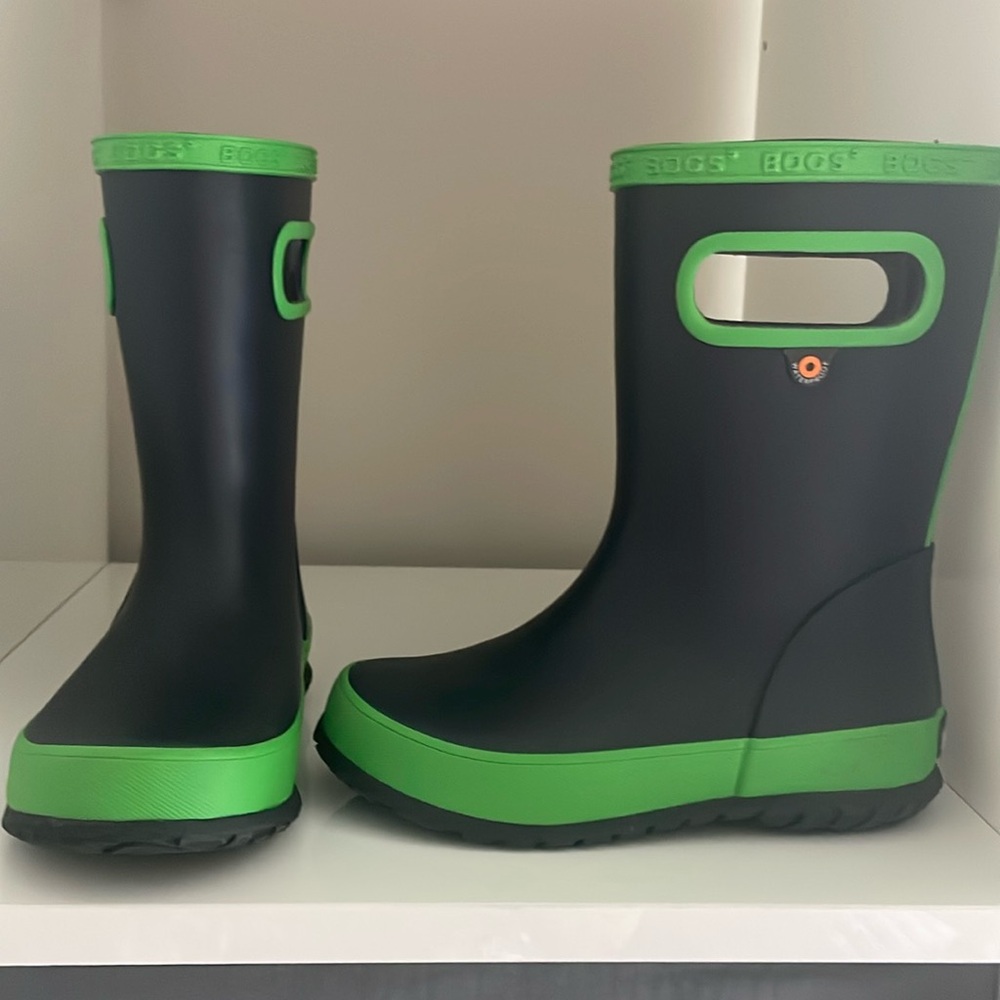 New Bogs Unisex Child Rainboot sz 11